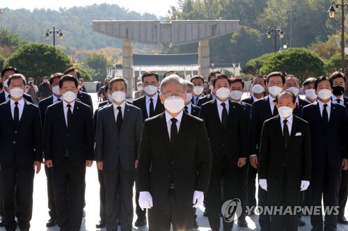 5·18묘지 참배하는 이재명