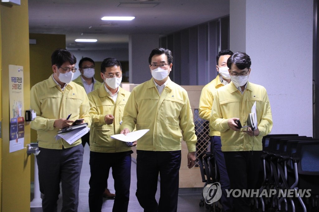 아프리카돼지열병 발생, 농식품부 가축 방역 상황 회의