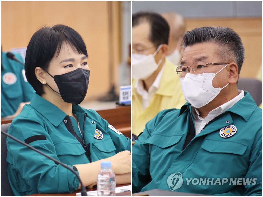 을지연습 사후강평회의에서 만난 전현희와 유병호