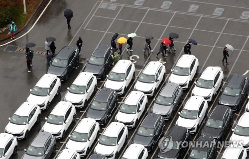 '완성차 운송 인력 투입' 기아 오토랜드 광주