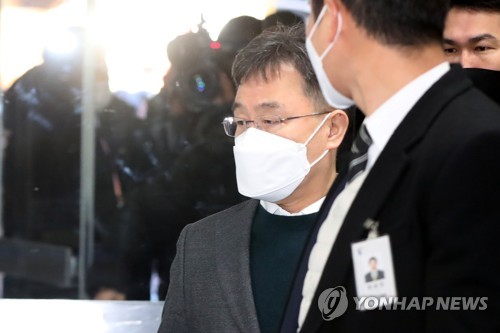 공판 출석하는 김만배