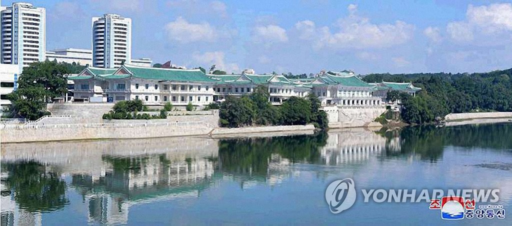 Renowned restaurant in Pyongyang Renowned restaurant in Pyongyang
