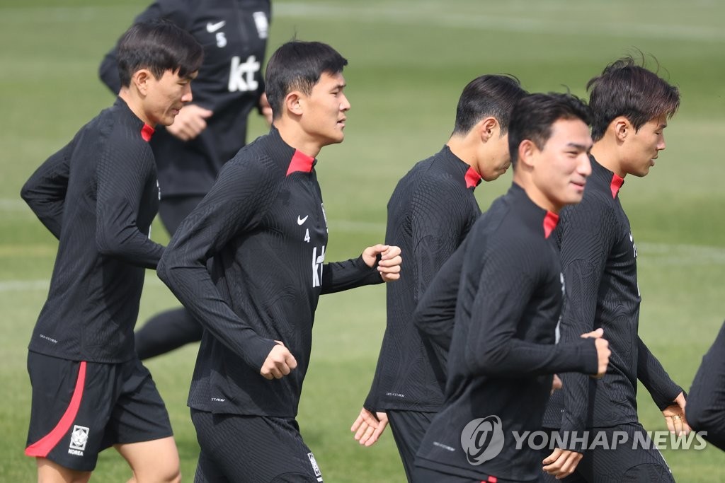 달리는 김민재