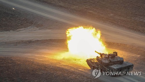 한미 연합 제병협동사격 훈련하는 K1A2 전차