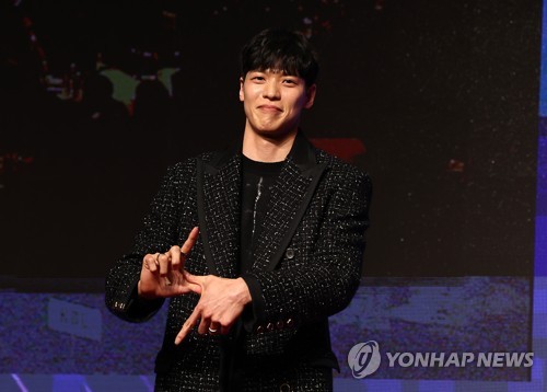 기뻐하는 서울 SK 김선형