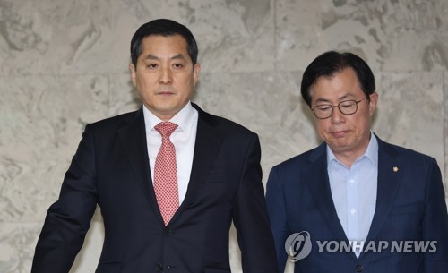 응급의료 긴급대책 당정 참석하는 박대출과 이만희