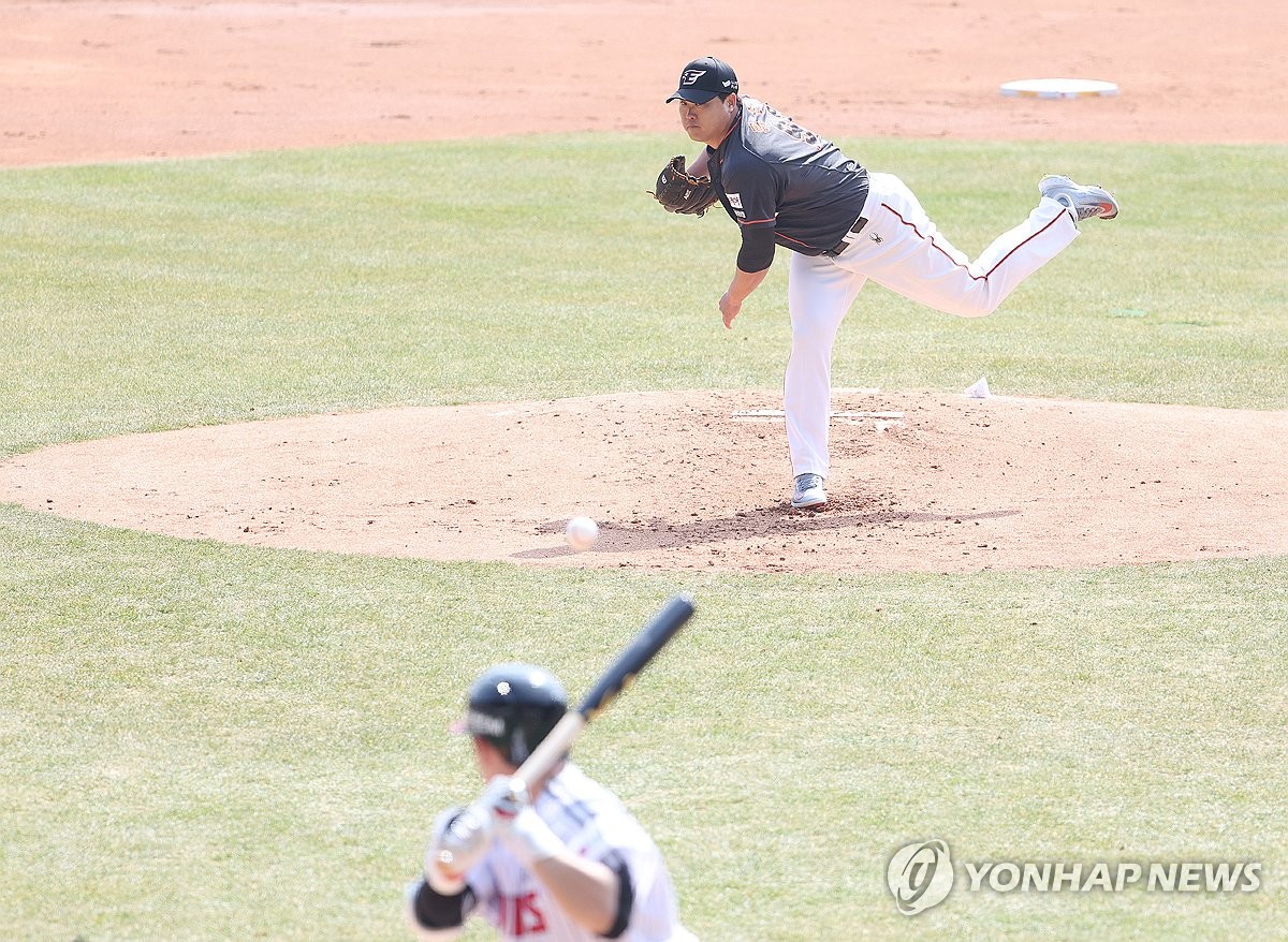 한화 류현진, 12년 만에 KBO 개막전 선발