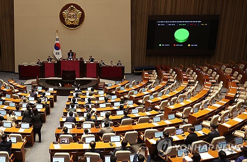 '채상병특검법' 野 단독 처리로 국회 통과…與 퇴장