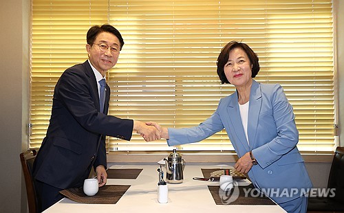 22대 첫 국회의장, 추미애·우원식 대결…조정식·정성호 불출마