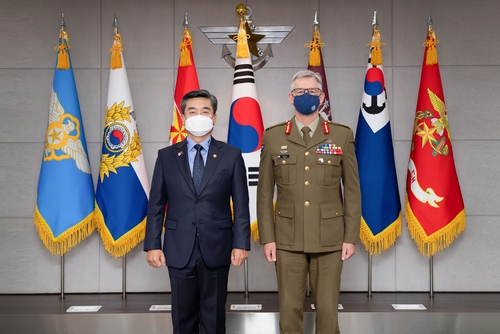 وزير الدفاع الكوري يلتقي قائد الجيش الاسترالي في سيئول - 1