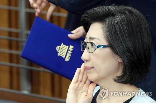 Choi Eun-young, former chairwoman of Hanjin Shipping Co. appears before a parliamentary hearing in Seoul on Sept. 9, 2016. (Yonhap)