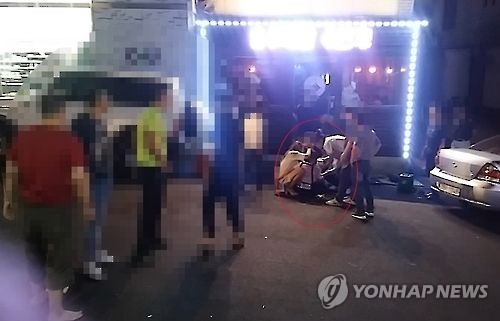8 Chinese tourists arrested for assaulting S. Korean restaurant owner