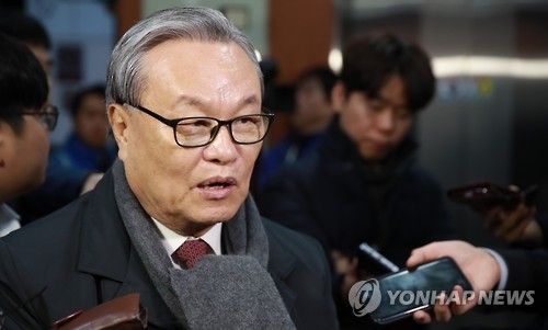 In Myung-jin, the interim leader of the ruling Saenuri Party (Yonhap)