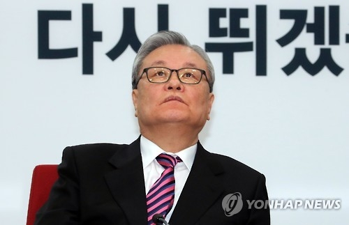 Saenuri's interim head vows to conclude purge of loyalists this week