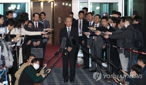 (4th LD) Recalled Japanese amb. returns to Seoul after months-long absence