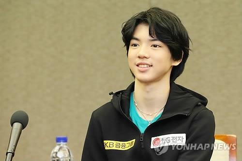 Figure skater Cha Jun hwan aims to leap over injuries toward