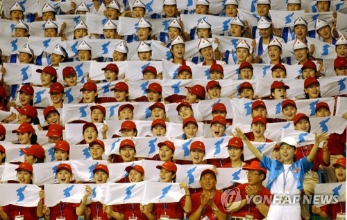 K-pop cheerleaders: the 'flowers' of South Korean baseball