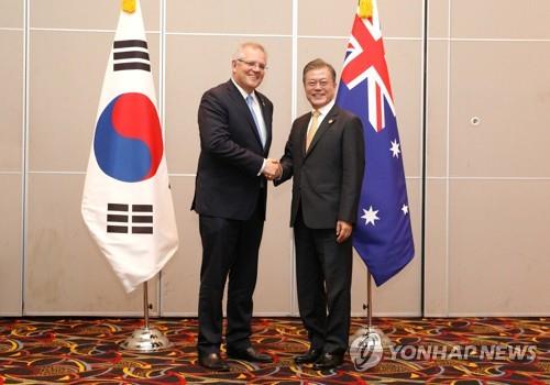 Moon meets Australian PM, vows to maintain ties