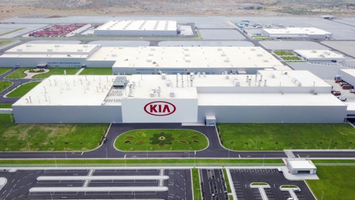 This undated file photo provided by Kia Motors shows its plant in the Indian state of Andhra Pradesh. (PHOTO NOT FOR SALE) (Yonhap)