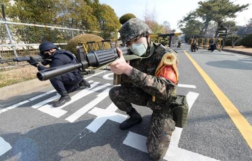 740 soldiers quarantined over new coronavirus: defense ministry