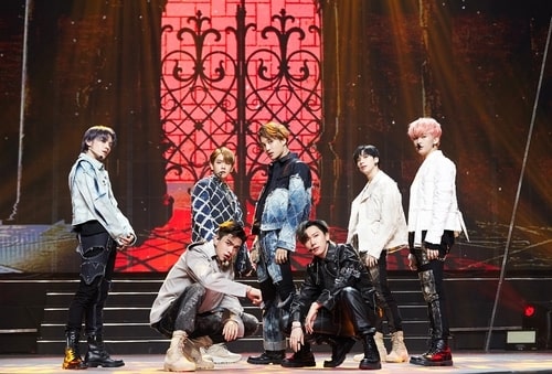 This image provided by SM Entertainment shows K-pop group SuperM performing on the American television talk show "The Ellen DeGeneres Show" show on Sept. 23, 2020. (PHOTO NOT FOR SALE) (Yonhap)