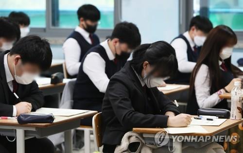 1 in 3 young students felt suicidal due to academic burden: poll