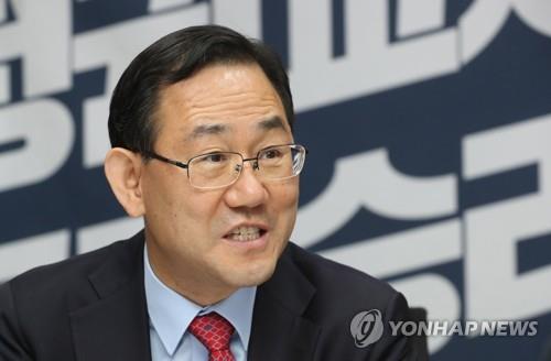 This image shows five-term lawmaker Joo Ho-young, who is running for the chairmanship of the People Power Party. (Yonhap)