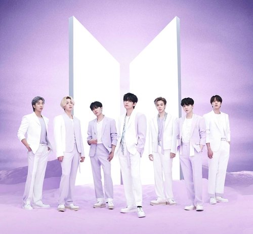 LEAD) BTS' Japanese compilation album tops 1 mln copies in sales