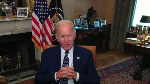 U.S. President Joe Biden speaks in a virtual meeting with Chey Tae-won, chairman of South Korean conglomerate SK Group, at the White House on July 26, 2022, in this image captured from the website of the White House. (PHOTO NOT FOR SALE) (Yonhap)