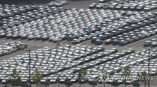 Auto exports hit record high in Feb. on high demand for eco-friendly cars