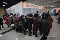 Senior citizens land low-wage jobs after retirement: report