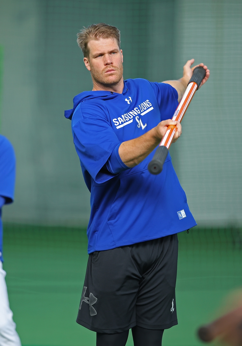 (Yonhap Interview) After 'easy decision' to come to KBO, Lions hitter ...