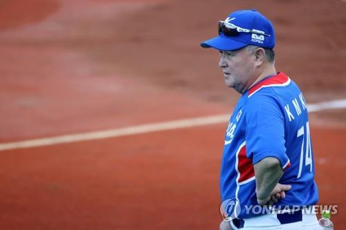 (LEAD) KBO club Eagles hire Olympic gold medal-winning skipper Kim Kyung-moon as new manager