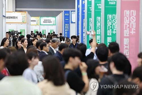 S. Korea adds fewer than 100,000 jobs for 2nd month in June | Yonhap News Agency