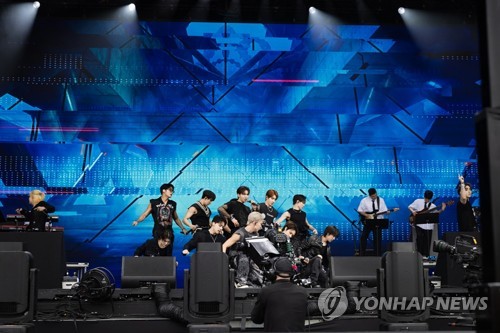 K-pop boy group Seventeen is seen in this photo provided by Pledis Entertainment. (PHOTO NOT FOR SALE) (Yonhap)