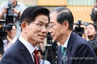 (2nd LD) PPP moves to replace presidential candidate as Kim-Han merger talks fail