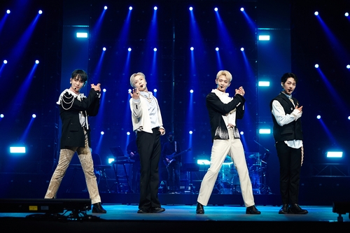 Captura del concierto del grupo SHINee.  (Foto proporcionada por SM Entertainment. Prohibida la reventa o el archivo)