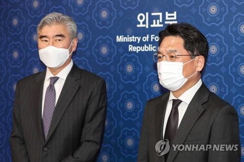 L'envoyé nucléaire s'entretient avec Sung Kim, nouvel envoyé spécial américain