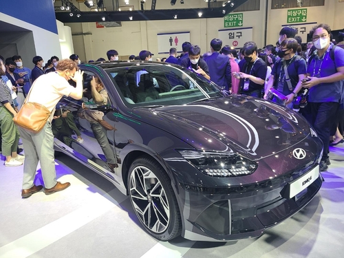 Hyundai Motor dévoile son 2e modèle entièrement électrique, la Ioniq 6