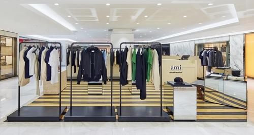 La marque de mode française Ami ouvre son 1er magasin hors taxes en Corée