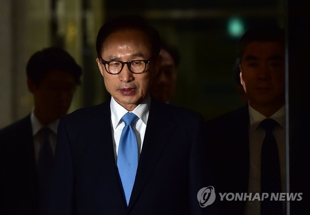 李明博元大統領の逮捕状請求　韓国検察