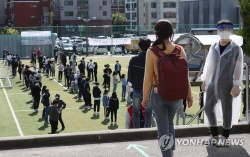 韓国の新型コロナ感染者が２０人増　クラブ関連・海外流入続く