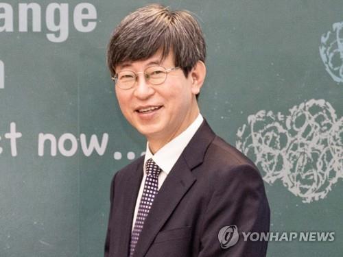李基哲氏（ユニセフ韓国委員会提供）＝（聯合ニュース）≪転載・転用禁止≫