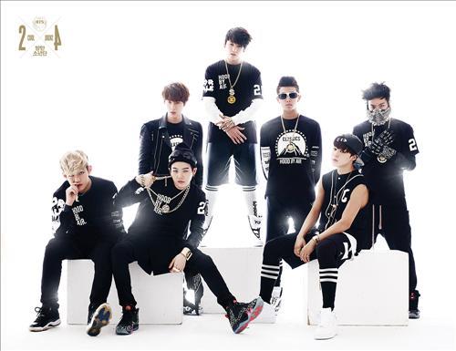 ２０１３年のデビュー当時のＢＴＳ（ビッグヒットミュージック提供）＝（聯合ニュース）≪転載・転用禁止≫