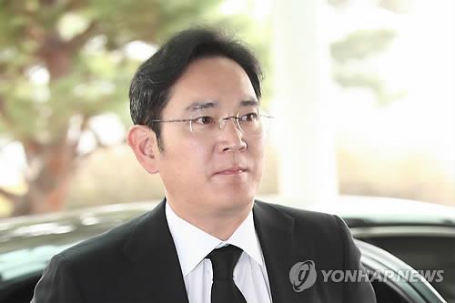 4대그룹 총수, '재계 큰어른' 박용곤 두산 명예회장 추모 발길(종합)