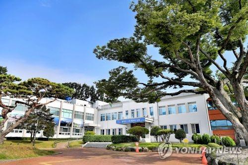 장충남 남해군수 "청사 신축부지 연말까지 결정, 임기 내 착공"