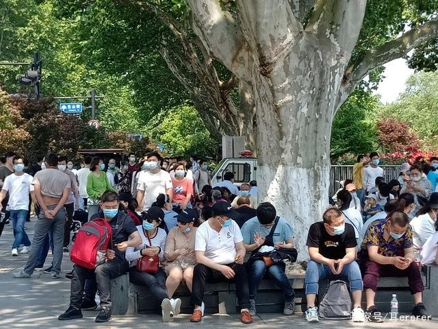 중국 시후에 모여든 관광객들