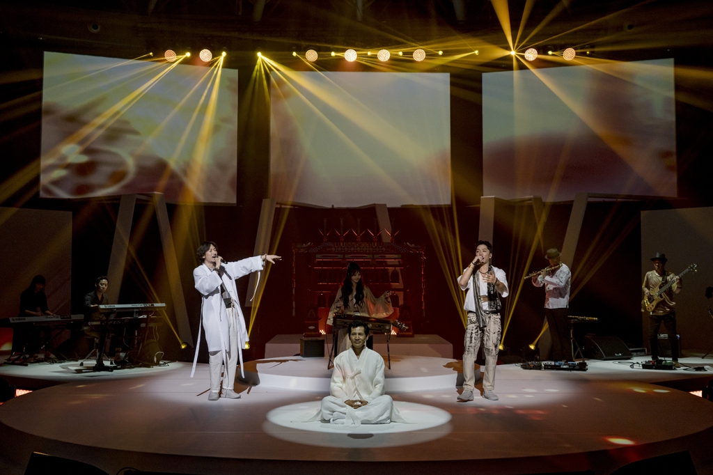 '여우락 페스티벌' 폐막공연 '그레이트 크로스'