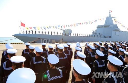 지난 1월 취역한 중국의 첫번째 055형 구축함