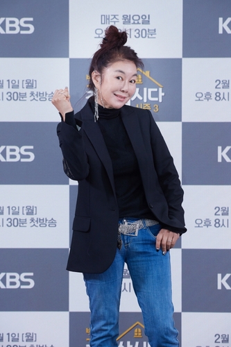 KBS 2TV 예능 '박원숙의 같이 삽시다'의 새 멤버 배우 김청